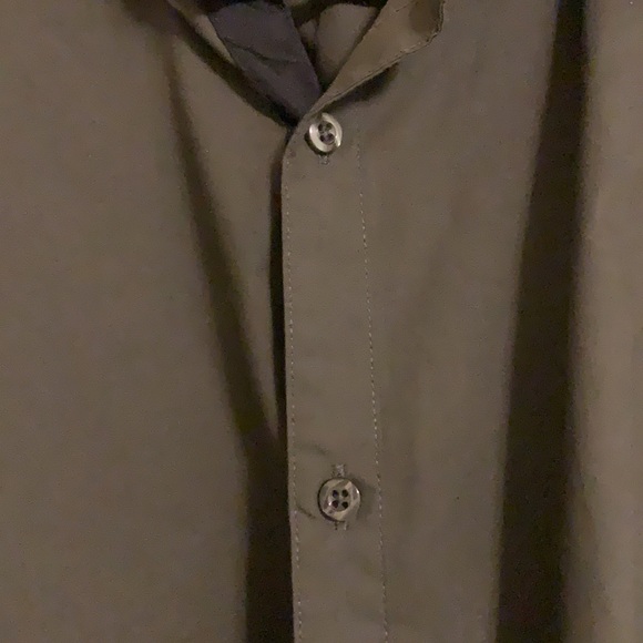 Men’s Button Down - Picture 3 of 5